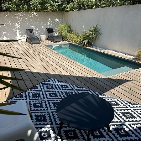 Piscine privée chauffée Proche des plages Istres Exterior foto